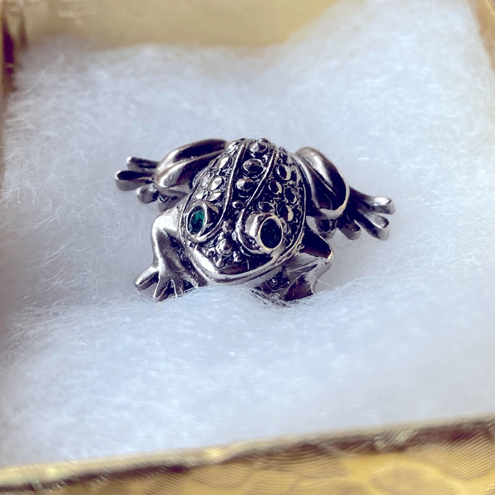 🐸 Avon Precious Pet Frog Pin - Vintage 1989
